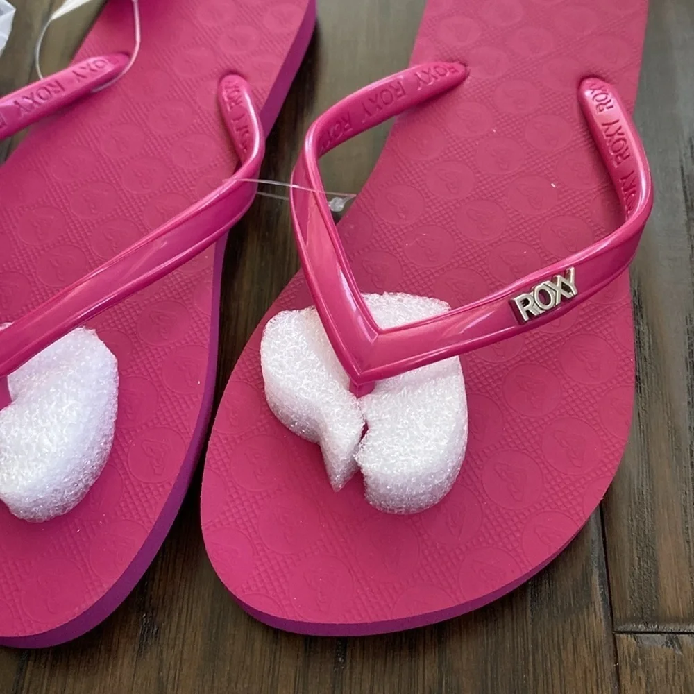 NWT ROXY Flip Flops Various sizes